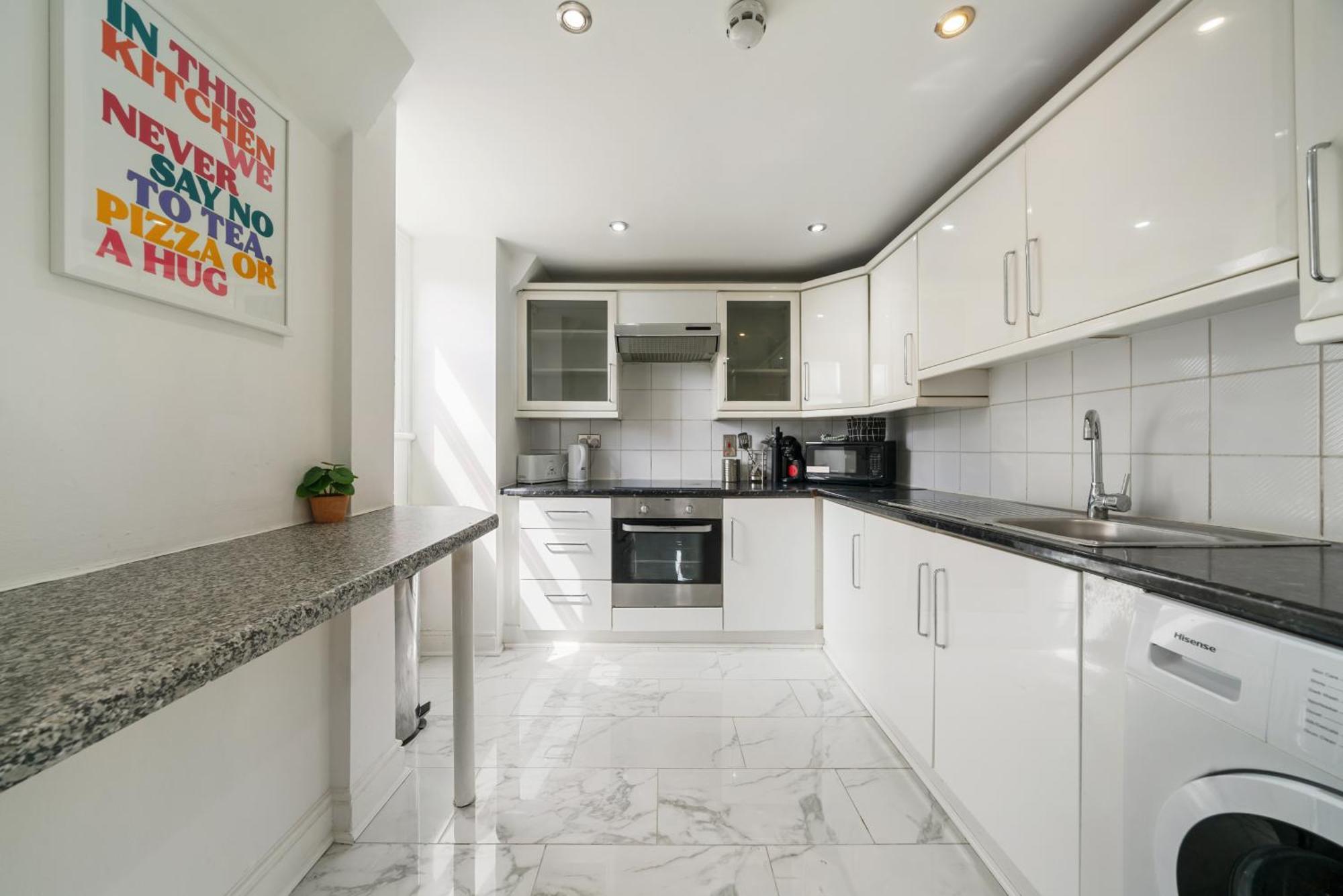 Luxurious 1-Bedroom Penthouse On Oxford Street 11G Londres Exterior foto